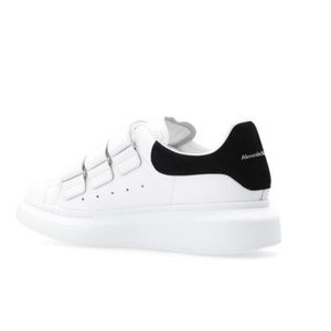 Alexander McQueen Larry sneaker